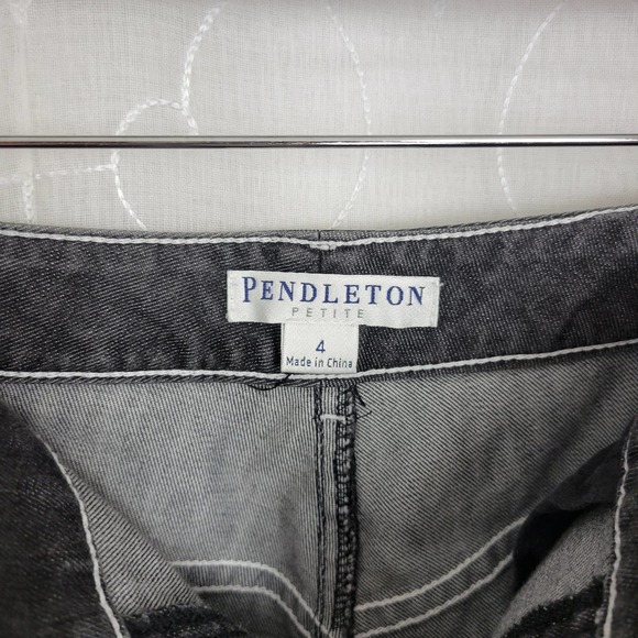 Pendleton Womens Jeans Size 4P Black Denim Bootcut Mid Rise Pleated Front - Picture 3 of 7